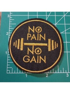 🌻 Black and Gold 'No Pain No Gain' Patch